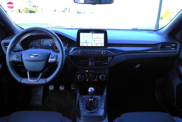 Ford FOCUS Wagon 1.0 EcoBoost 125 PK ST Line Business, Winterpakket, Camera,