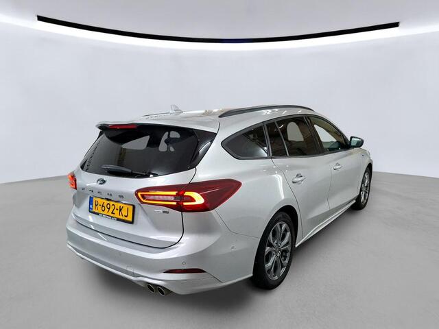 Ford FOCUS Wagon 1.0 EcoBoost 125pk Hybrid ST Line Style / Navigatie / Stoelverwarming / Camera