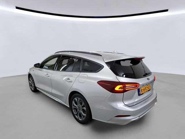Ford FOCUS Wagon 1.0 EcoBoost 125pk Hybrid ST Line Style / Navigatie / Stoelverwarming / Camera