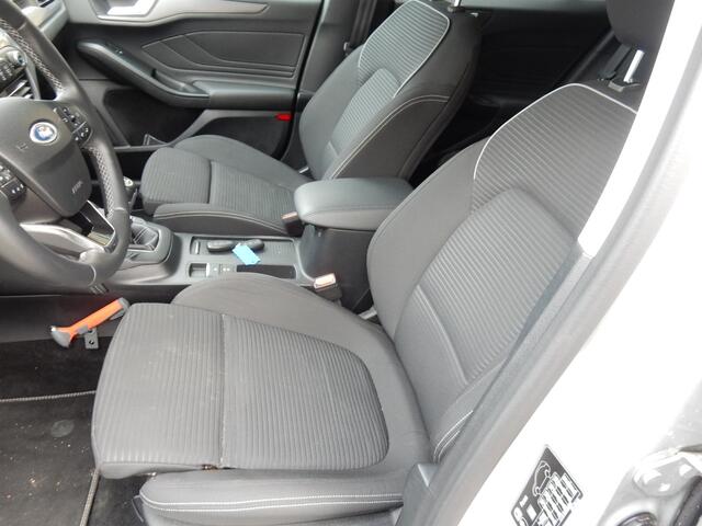 Ford FOCUS Wagon 125PK EcoBoost Titanium Business | Full LED | Camera | B&O | Blind spot | Head up | Winter pack |