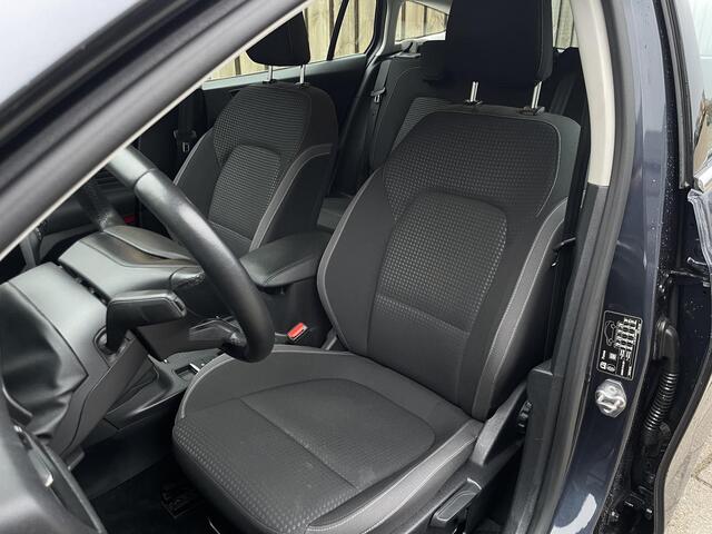 Ford FOCUS Wagon 1.0 EcoBoost Hybrid Trend Edition Business Trekhaak, Apple carplay, camera