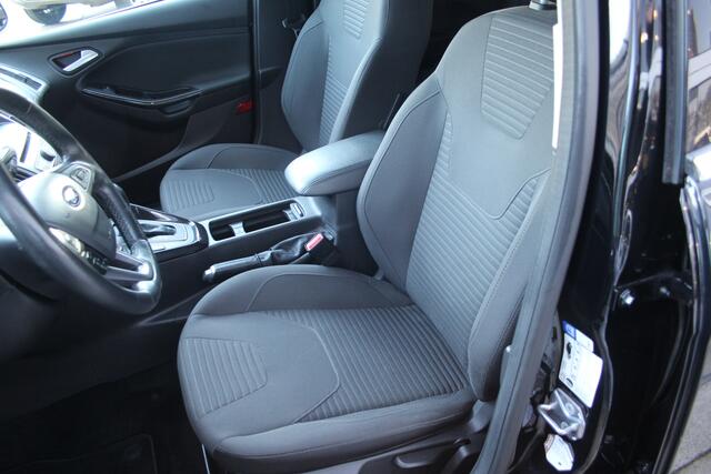 Ford FOCUS 1.0 126 Pk Titanium Automaat Nieuwe Distributie / Navigatie / Keyless