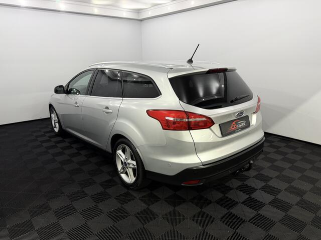 Ford FOCUS Wagon 1.0 Titanium Camera, Half leder, Navi, Keyless start, Stoelverwarming, Cruise control, A start stop, Lichtmetalen velgen