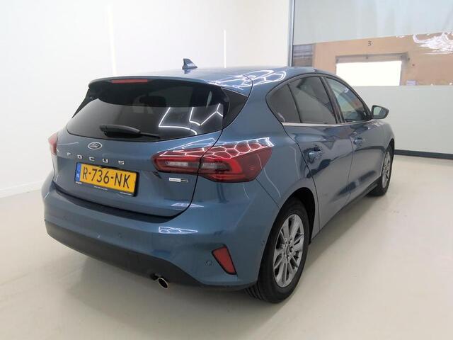 Ford FOCUS 125pk Titanium Navi Camera Winter & Parking pack Keyless Privacy Glass 5drs Dealeronderhouden