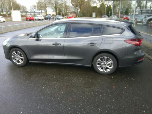 Ford FOCUS Wagon 1.0 EcoBoost Hybrid Titanium Staat in Hoogeveen