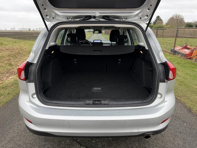 Ford FOCUS Wagon 1.0 EcoBoost Hybrid Trend Edition Business NAVI/CAMERA/LED/AIRCO