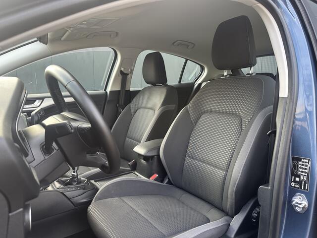 Ford FOCUS 1.0 EcoBoost Hybrid Trend Edition Business | Camera | Apple carplay / Android Auto |