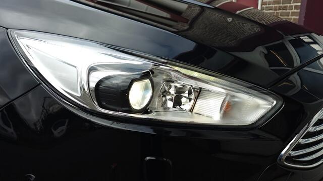 Ford FOCUS 1.5 Titanium - Stoel/stuur verwarming - Carplay - Prijs is all in