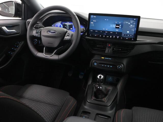 Ford FOCUS Wagon 1.0 EcoBoost Hybrid ST Line X | Trekhaak | Winterpakket | Cruise Control Adaptief | Parkeercamera | Head-Up | Navigatie |