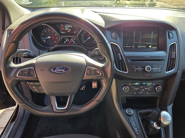 Ford FOCUS Wagon 1.5 ST-Line