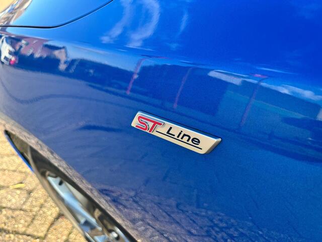 Ford FOCUS Wagon 1.0 EcoBoost 125 PK ST Line Business Wagon l Winter Pack