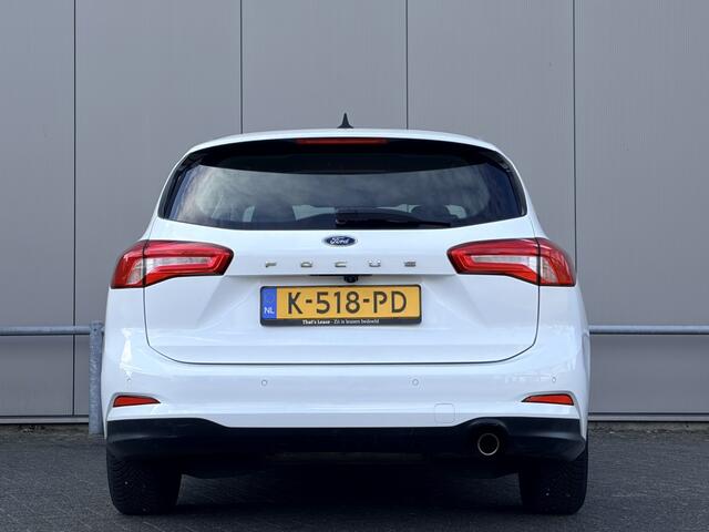 Ford FOCUS Wagon 1.0 - navi - camera - nap! - airco - cruise