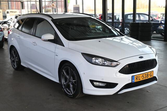 Ford FOCUS Wagon 1.5 ST-Line Clima Navigatie Cruise Control Trekhaak Rijklaarprijs Inruil Mogelijk!