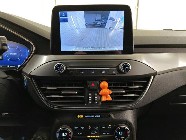 Ford FOCUS Wagon 1.0 EcoBoost Hybrid Titanium X Business 1e Eigenaar | Volledig Onderh | NAP | BTW | AF Trekhaak | Camera | Elek Klep | Navi | Carplay | Cruise | Keyless | Full LED | Start/Stop | Hill-Hold | Bots | PDC