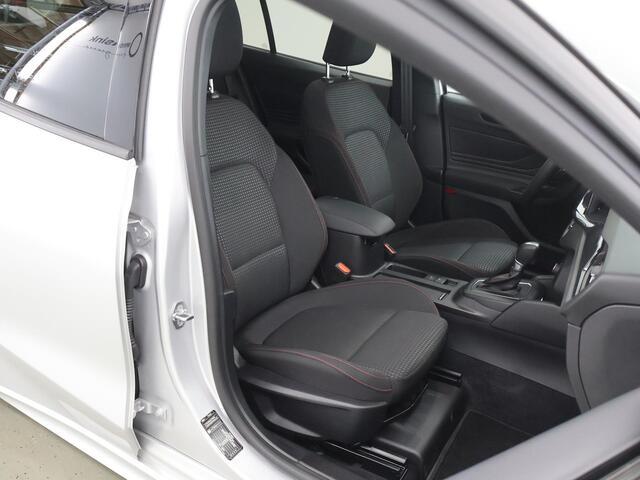 Ford FOCUS Wagon 1.0 EcoBoost Hybrid ST Line | Trekhaak | Panoramadak | Winterpakket | Matrix Led | Climate Control |