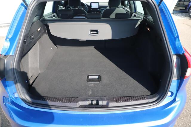 Ford FOCUS Wagon 1.0 EcoBoost ST Line Business Navigatie Achteruitrijcamera Winter Pakket Stuur & Stoelverwarming B&O Audio