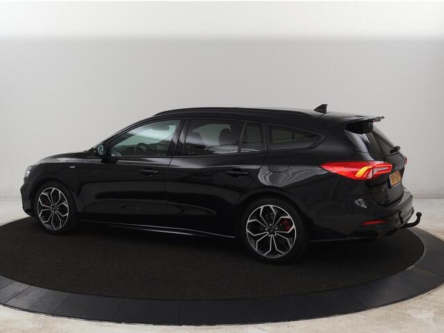 Ford FOCUS 1.0 EcoBoost ST Line | Panoramadak | Trekhaak | Stoelverwarming | Adaptive cruise | Camera | B&O Sound | Carplay | Navigatie | Full LED | Climate control | Bluetooth