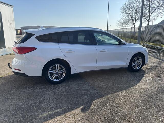 Ford FOCUS Wagon 1.0 EcoBoost Trend Edition Business Nieuwe versnellingsbak