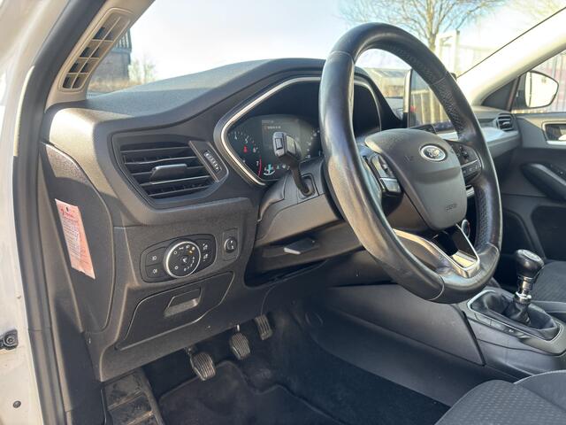 Ford FOCUS Wagon 1.0 EcoBoost Trend Edition Business Nieuwe versnellingsbak