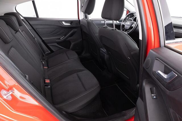 Ford FOCUS 1.0 EcoBoost Hybrid Titanium X Automaat