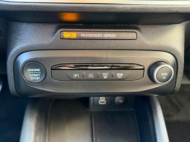 Ford FOCUS 1.0 EBH TITANIUM NAVI AIRCO/ECC PDC LMV