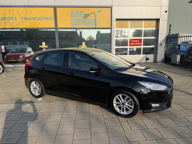 Ford FOCUS 1.0 Edition * 69.994 Km * Navi * Climatronic * Cruise Control *