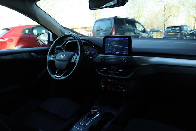 Ford FOCUS WAGON 1.0 E.B. AUTOMAAT TITANIUM X ELEK. TREKHAAK | LED | CAMERA | CARPLAY | KEY-LESS