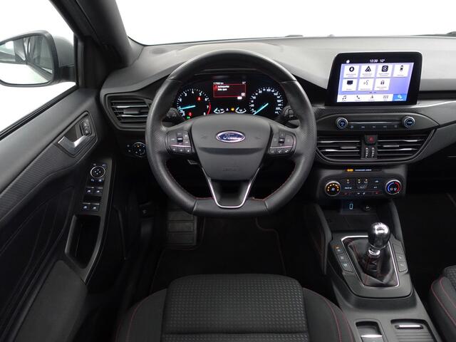 Ford FOCUS 1.0 EcoBoost ST Line Business- Panoramadak, Carplay, Android Auto, Carbon, Stuur/Stoelverwarming, Ada Cruise
