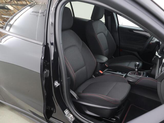 Ford FOCUS Wagon 1.0 EcoBoost Hybrid ST Line X | Elekt. Wegklapbare Trekhaak | Winterpakket | Cruise Control Adaptief | Parkeercamera | Head-Up | Navigatie |