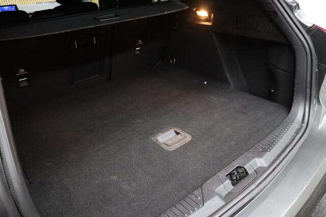 Ford FOCUS Wagon 1.0 EcoBoost Hybrid ST Line X Business | Adaptive-cruise | Camera | Clima | Apple Carplay & Android Auto | Navigatie | Elek. Achterklep | Parkeersensoren | Full Led | Keyless