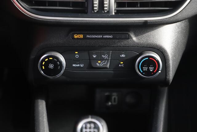 Ford FOCUS Wagon 1.0 EcoBoost Trend Edition Business 101PK Navigatie Achteruitrijcamera 16 inch LMV Carplay Android Airco Cruise LED Parkeersensoren