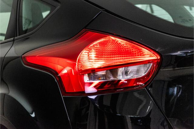 Ford FOCUS 1.6 TI-VCT Titanium 126PK | Cruise | Aut. Airco | Bluetooth | Garantie