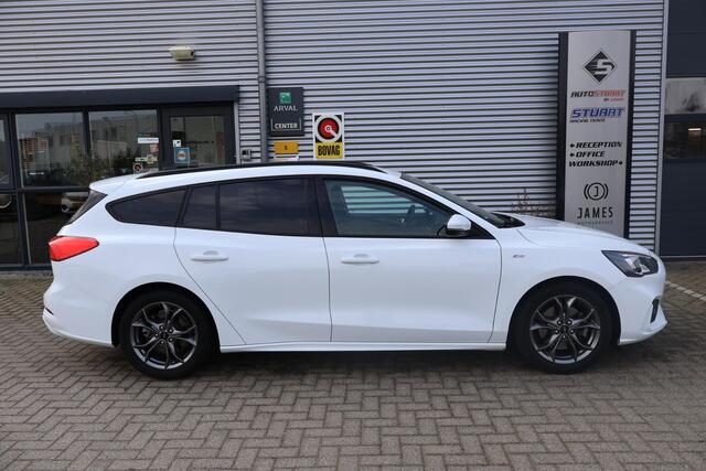 Ford FOCUS Wagon 1.0 EcoBoost Hybrid ST Line Business 1e Eigenaar | Volledig Onderh | NAP | BTW | WinterPack | Camera | Navi | Carplay | LED | Cruise | Keyless | PDC | Bots
