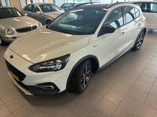 ford-focus-ecoboost-active-business