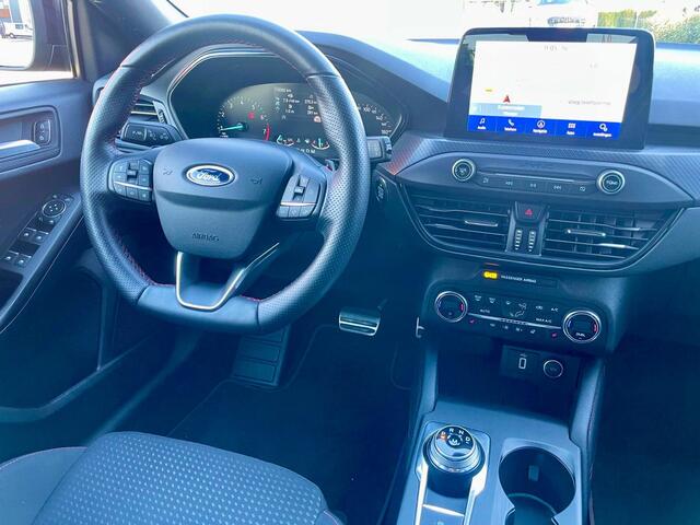 Ford FOCUS 1.0 EcoBoost Titanium ST-line Automaat Carplay
