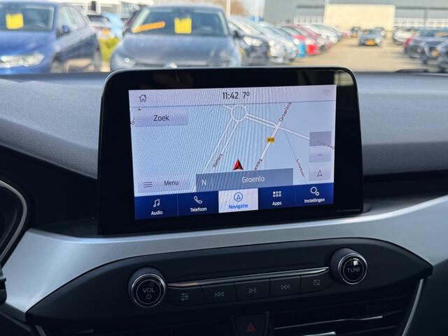 Ford FOCUS 1.0 EcoBoost Titanium - navi - sensoren- trekhaak