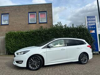 ford-focus-wagon-1.0-st-line-climat
