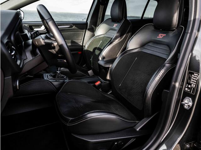 Ford FOCUS Wagon 2.3 ST 280Pk MK4 Trekhaak