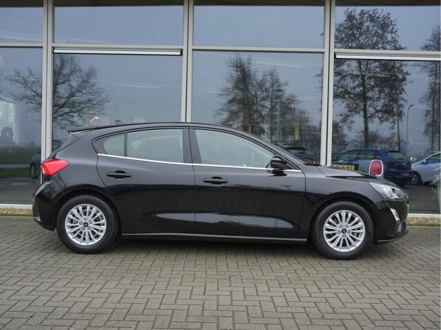 Ford FOCUS 1.0 EcoBoost Titanium Business | Keyless | Apple Carplay/Android Auto | Trekhaak |