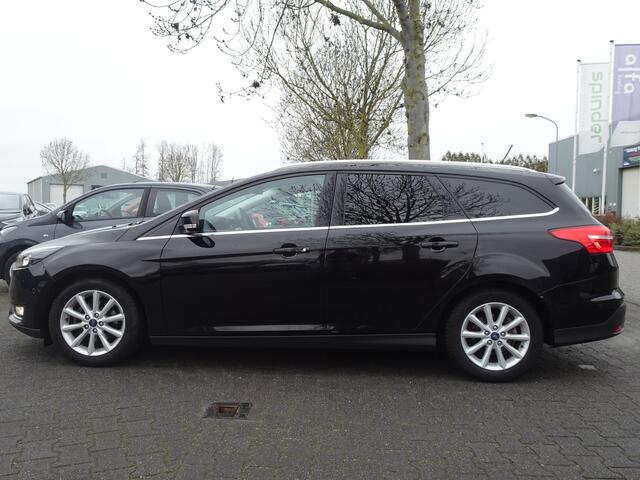 Ford FOCUS Wagon 1.0 Titanium