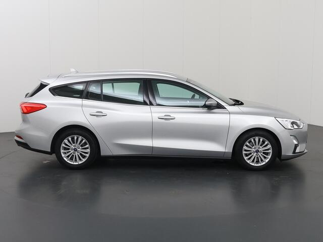 Ford FOCUS Wagon 1.0 EcoBoost ST Line Business | Trekhaak Afneembaar | Winterpakket | Navigatie | Climate Control | Cruise Control |