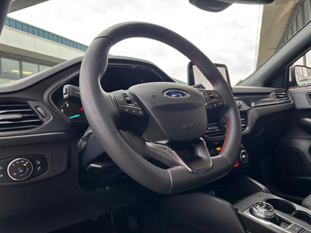 Ford FOCUS 1.0 ECOBOOST ST-LINE AUTOMAAT NAVI PDC-CAMERA WINTERPACK.