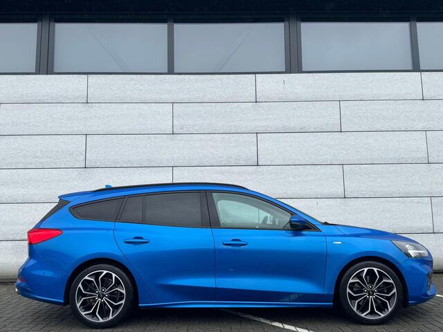 Ford FOCUS Wagon 1.5 EcoBoost ST Line Automaat/Camera/NAVI/18"