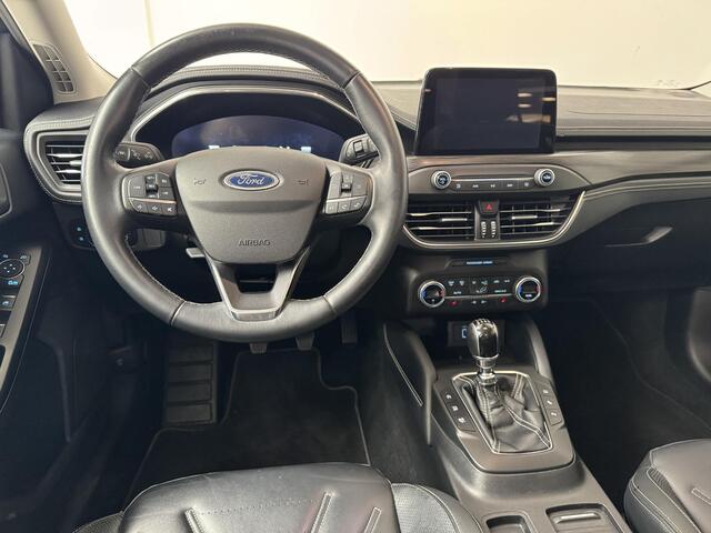 Ford FOCUS 1.0 EcoBoost Hybrid Vignale | Stoelverwarming | Leder | Navigatie | Achteruitrijcamera |