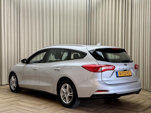 Ford FOCUS Wagon 1.0 EcoBoost Hybrid *Apple Carplay* Origineel NL! / Camera / Cruise Control / Lane Assist / 16"LMV