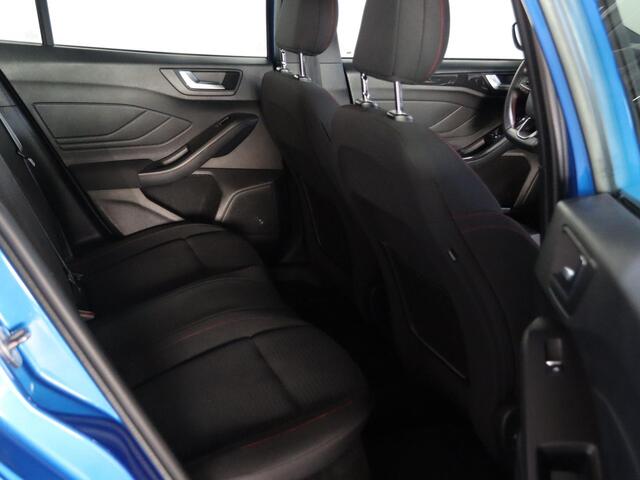 Ford FOCUS 1.0 EcoBoost ST Line Business | Navigatie | Parkeercamera | Cruise Control |