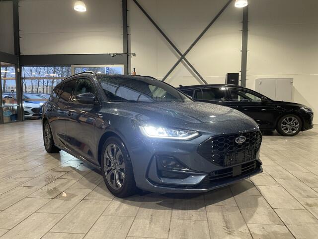 Ford FOCUS Wagon Ecoboost Hybrid 155 pk ST-line | Winter Pack | LED | Camera | Adapt. Cruise | Apple Carplay draadloos