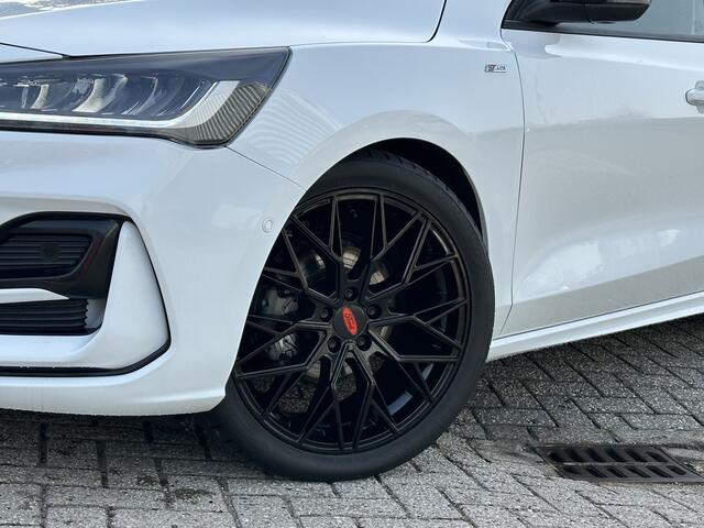 Ford FOCUS Wagon EcoBoost 155PK Hybrid ST Line | Winter pack | Adapt. Cruise | Camera | Draadloos CarPlay