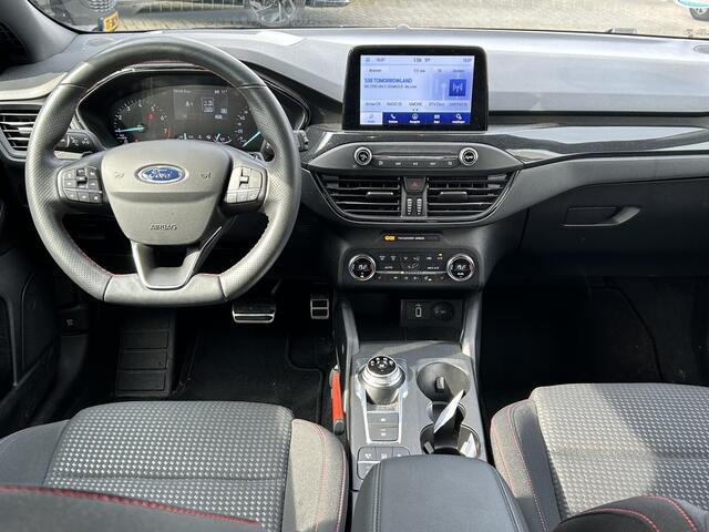 Ford FOCUS 1.5 EcoBoost ST Line Business | Automaat | Navigatie | Camera | Winter Pack | Trekhaak |