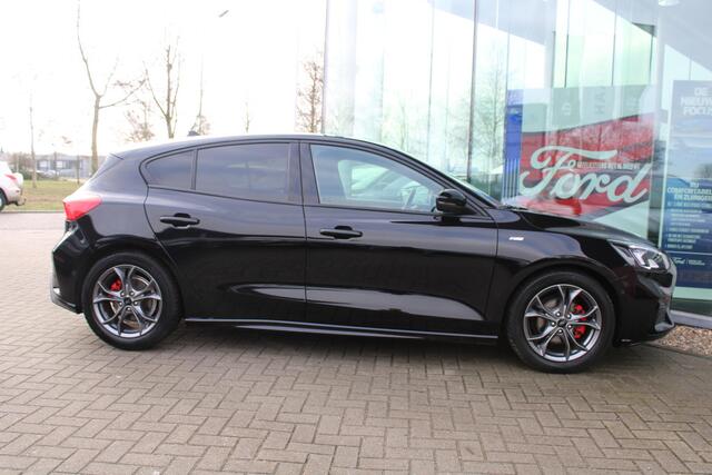 Ford FOCUS 1.0 EcoBoost Hybrid ST Line X Business Full options | Winter Pack